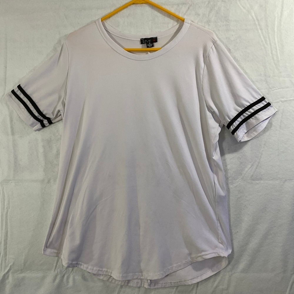 Love T-Shirt Women 1X White Black Striped Sleeve Curved Hem Sporty Casual Top